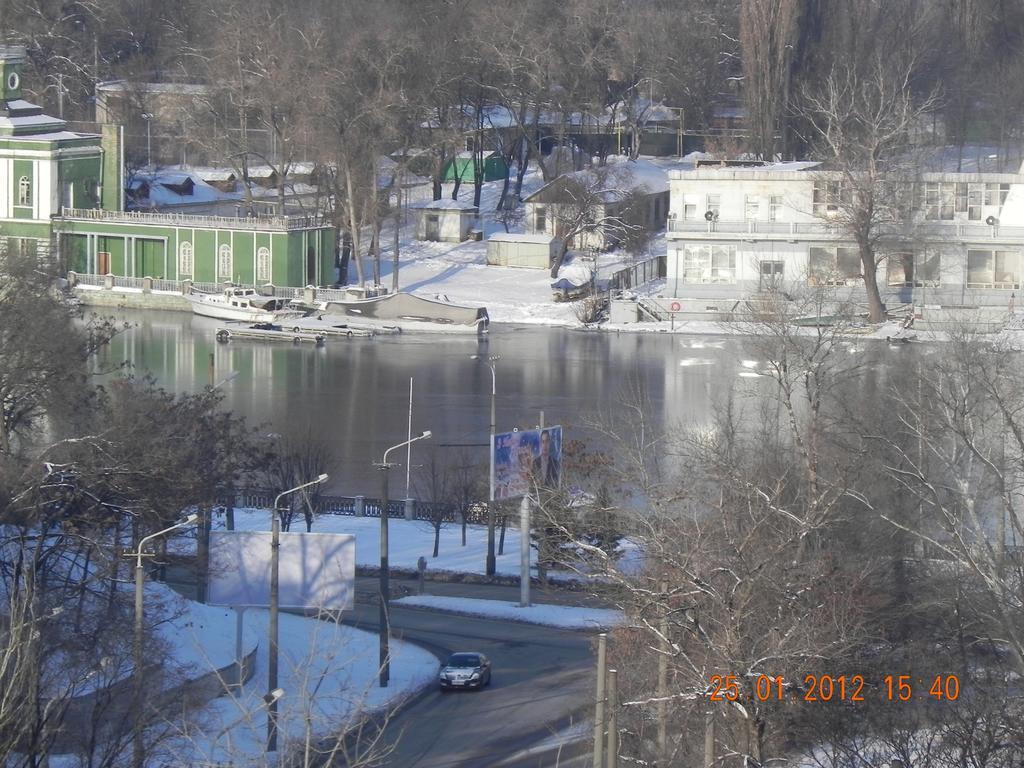 Rassvet Hotel Dnepropetrovsk Exterior foto