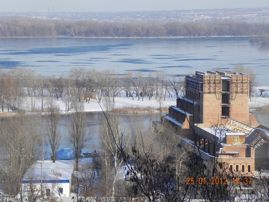 Rassvet Hotel Dnepropetrovsk Exterior foto